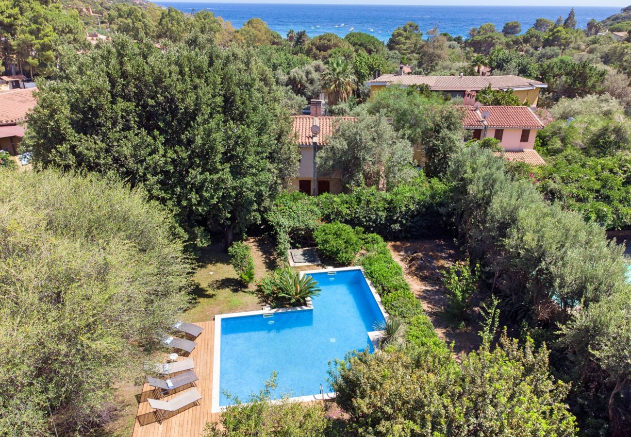 Villa à Maracalagonis - Holiday rental in Torre delle Stelle, Sardinia