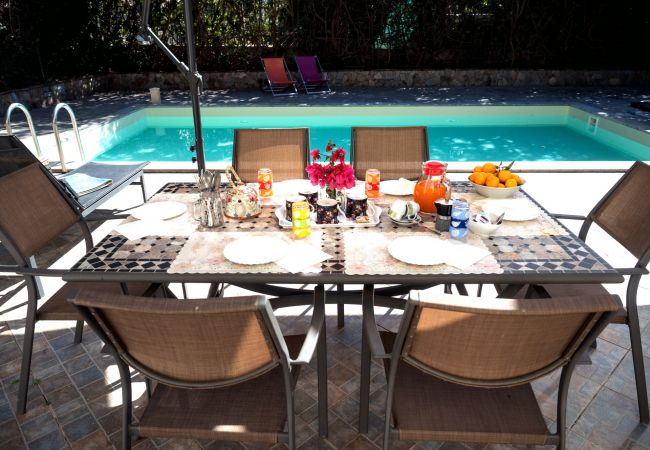 Villa à Maracalagonis - Holiday villa with pool in Torre delle Stelle Villa à Maracalagonis - Holiday villa with pool in Torre delle Stelle