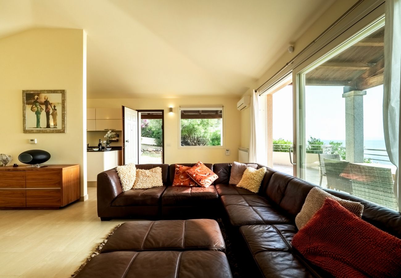 Villa à Quartu Sant´Elena - Sardinia villa with pool and sea views to rent