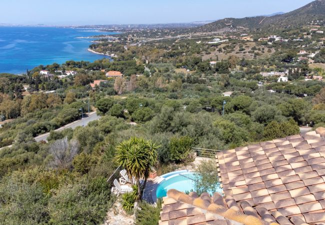 Villa à Quartu Sant´Elena - Holiday home with pool to rent in South Sardinia