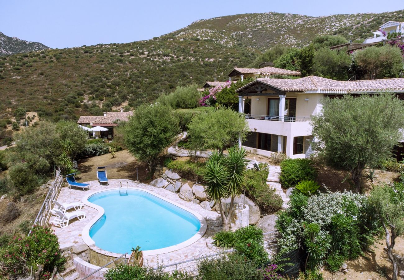 Villa à Quartu Sant´Elena - Holiday home with pool to rent in South Sardinia