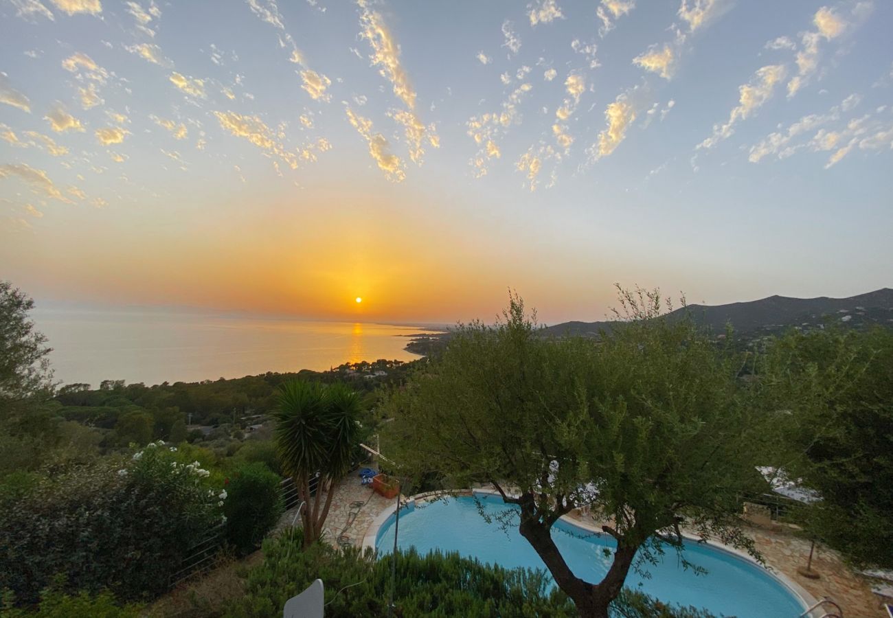 Villa à Quartu Sant´Elena - Holiday home with pool to rent in South Sardinia