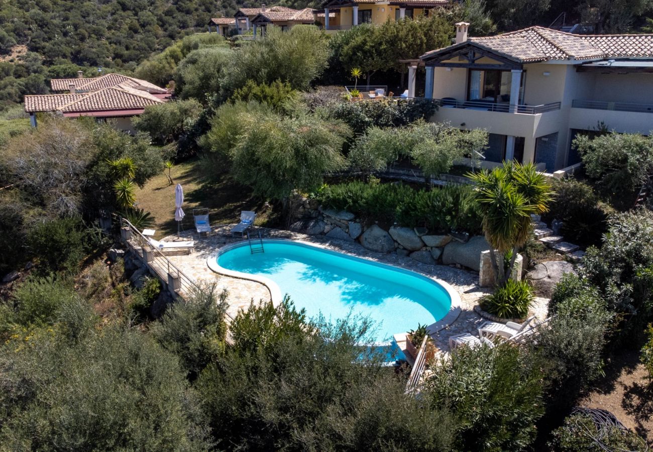 Villa à Quartu Sant´Elena - Holiday home with pool to rent in South Sardinia