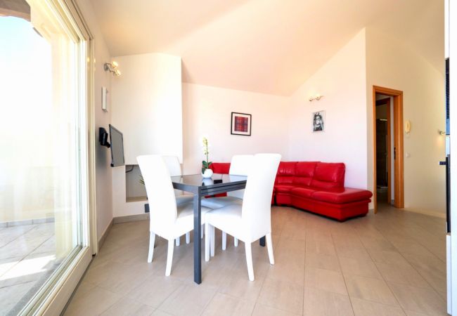 Villa a Quartu Sant´Elena - Villa to rent with pool and sea views in Sardinia Villa a Quartu Sant´Elena - Villa to rent with pool and sea views in Sardinia