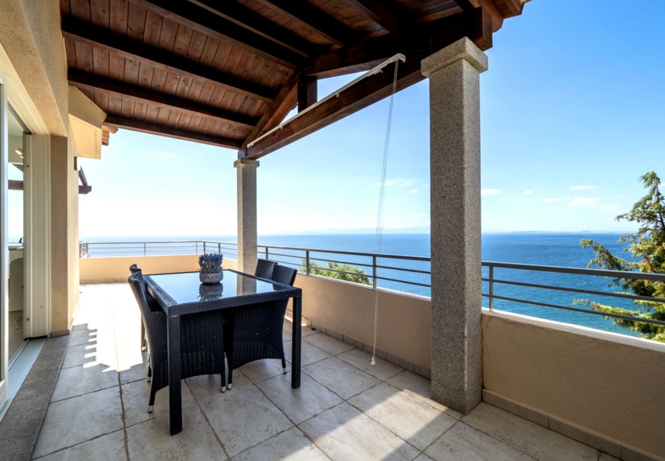 Villa a Quartu Sant´Elena - Villa to rent with pool and sea views in Sardinia