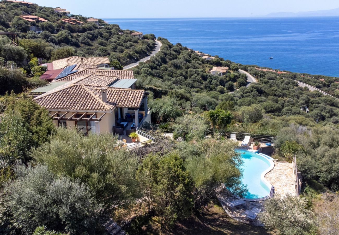 Villa a Quartu Sant´Elena - Holiday home with pool to rent in South Sardinia