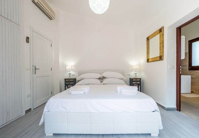 Villa in Maracalagonis - Holiday rental in Torre delle Stelle, Sardinia Villa in Maracalagonis - Holiday rental in Torre delle Stelle, Sardinia