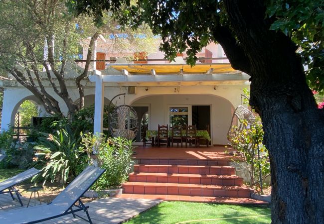 Villa in Maracalagonis - Holiday rental in Torre delle Stelle, Sardinia Villa in Maracalagonis - Holiday rental in Torre delle Stelle, Sardinia