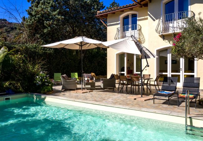 Villa in Maracalagonis - Holiday villa with pool in Torre delle Stelle Villa in Maracalagonis - Holiday villa with pool in Torre delle Stelle