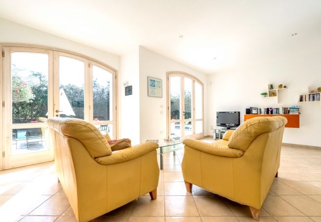 Villa in Maracalagonis - Holiday villa with pool in Torre delle Stelle Villa in Maracalagonis - Holiday villa with pool in Torre delle Stelle