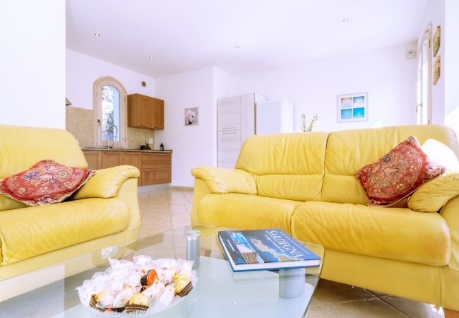 Villa in Maracalagonis - Holiday villa with pool in Torre delle Stelle Villa in Maracalagonis - Holiday villa with pool in Torre delle Stelle