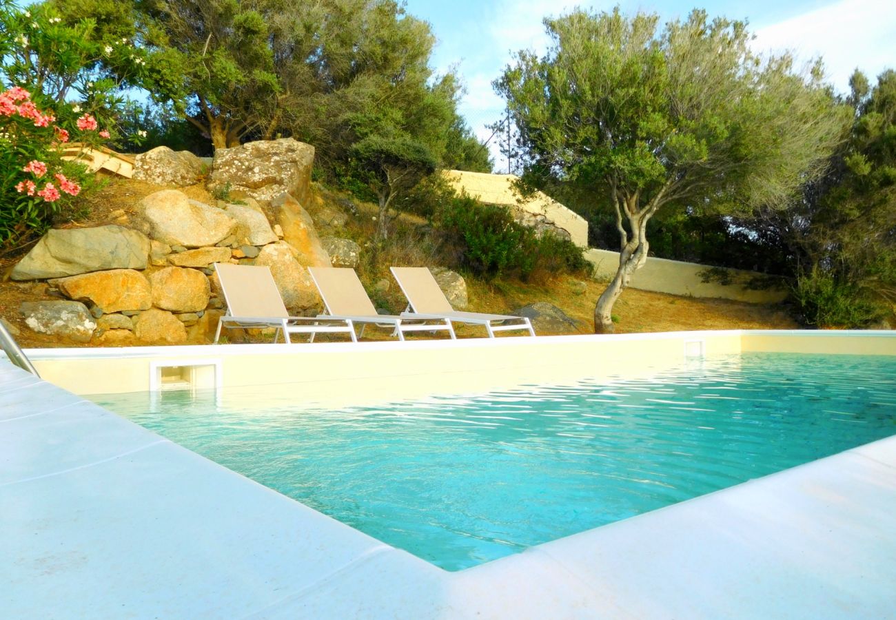 Villa in Quartu Sant´Elena - Sardinia villa with pool and sea views to rent