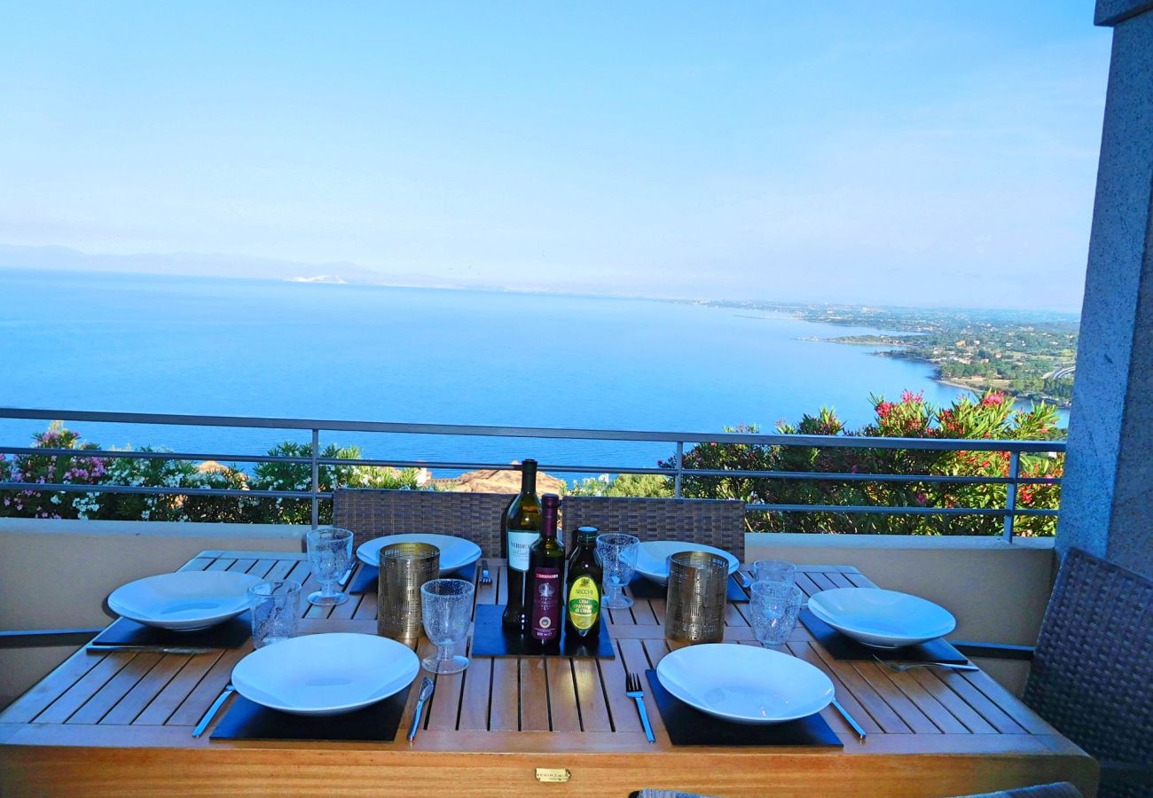 Villa in Quartu Sant´Elena - Sardinia villa with pool and sea views to rent