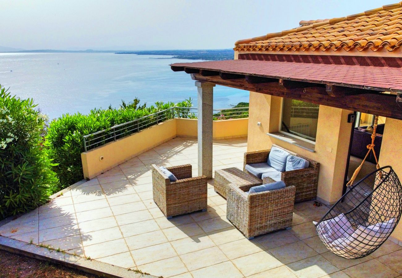 Villa in Quartu Sant´Elena - Sardinia villa with pool and sea views to rent