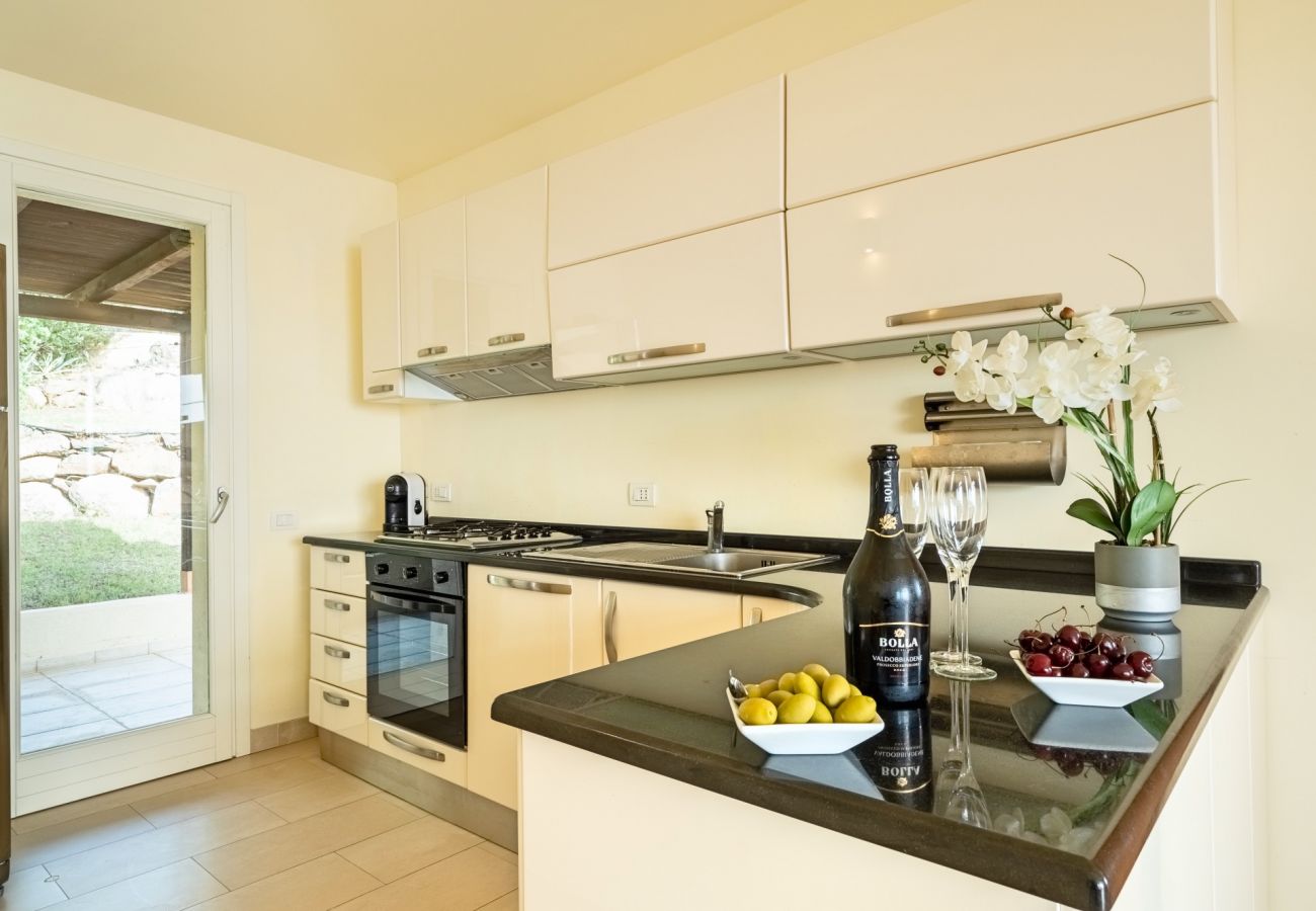 Villa in Quartu Sant´Elena - Sardinia villa with pool and sea views to rent