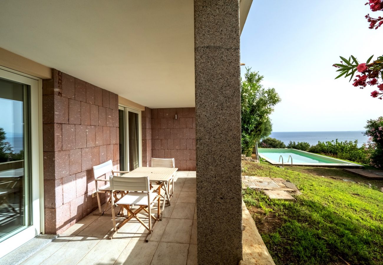 Villa in Quartu Sant´Elena - Sardinia villa with pool and sea views to rent