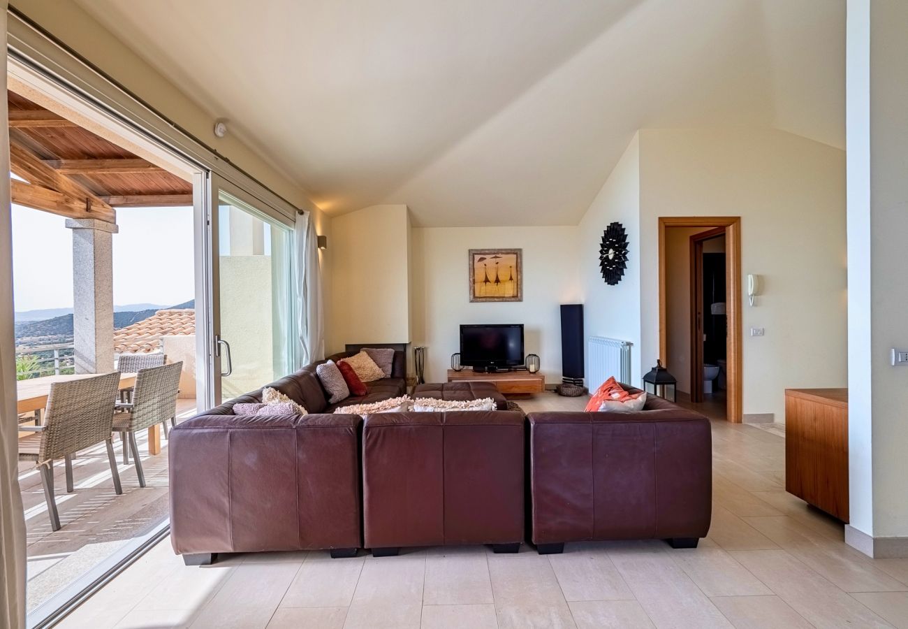 Villa in Quartu Sant´Elena - Sardinia villa with pool and sea views to rent