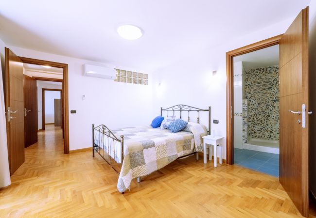 Villa in Quartu Sant´Elena - Holiday home with pool to rent in South Sardinia Villa in Quartu Sant´Elena - Holiday home with pool to rent in South Sardinia