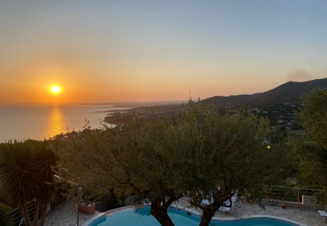 Villa in Quartu Sant´Elena - Holiday home with pool to rent in South Sardinia Villa in Quartu Sant´Elena - Holiday home with pool to rent in South Sardinia